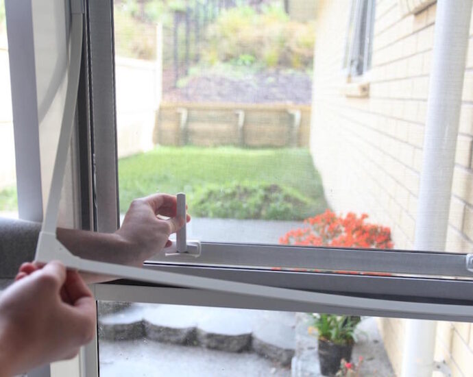 window fly screens Melbourne